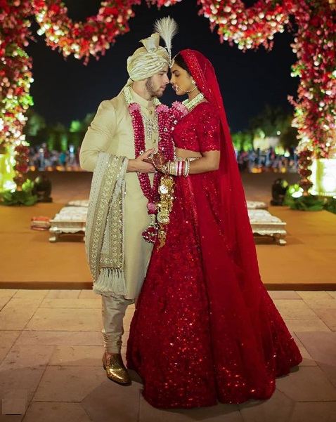 تصاویر عروسی بازیگر هالیوودی پریانکا چوپرا با خواننده آمریکایی نیک جوناس
